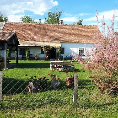 Vendektanya Vendeghaz Gasthof Tapolca