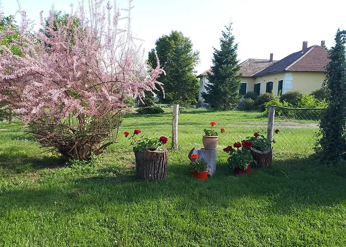 Véndektanya