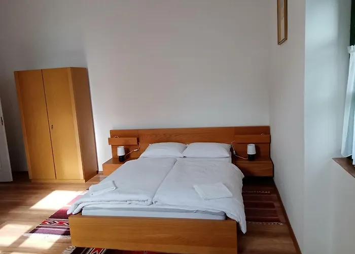 Véndektanya 3*